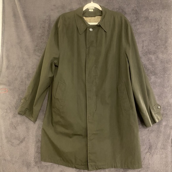 Douglas Park Vintage Trench Coat Made in Taiwan Size L42 Military Style